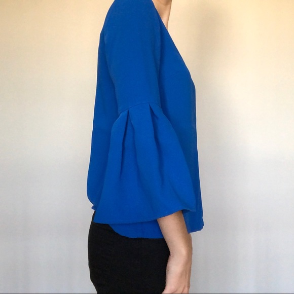 H&M Blue flowy sleeve blouse - Picture 3 of 6